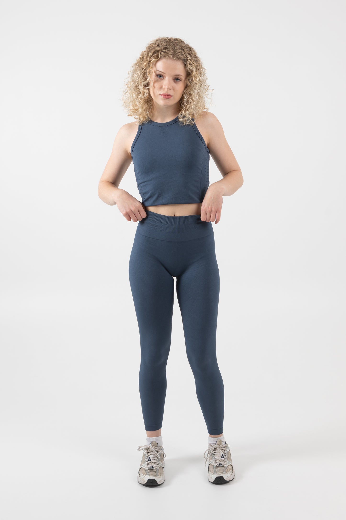 Windrunner Set - Tank Top & Legging