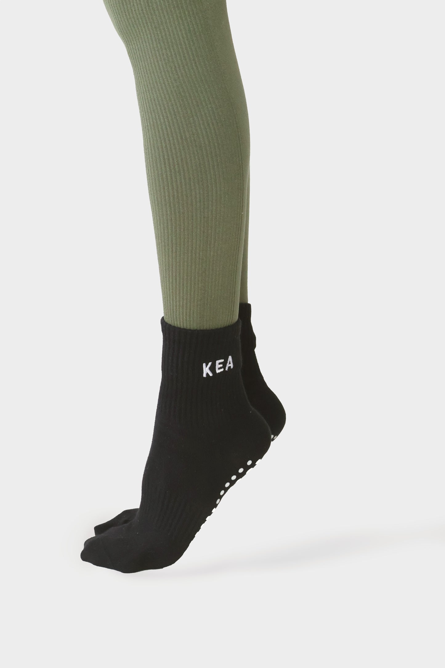 3 Sets - Crew Non Slip Grip Socks - Kea Active