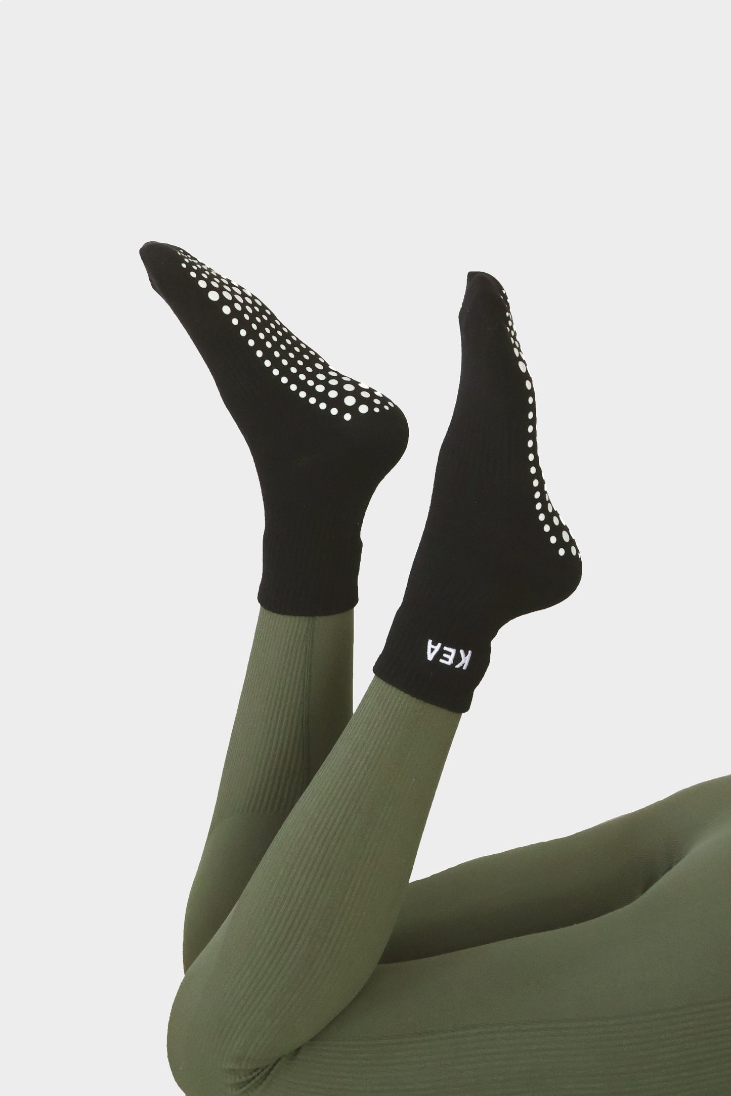 Crew Non Slip Grip Socks - Kea Active Black